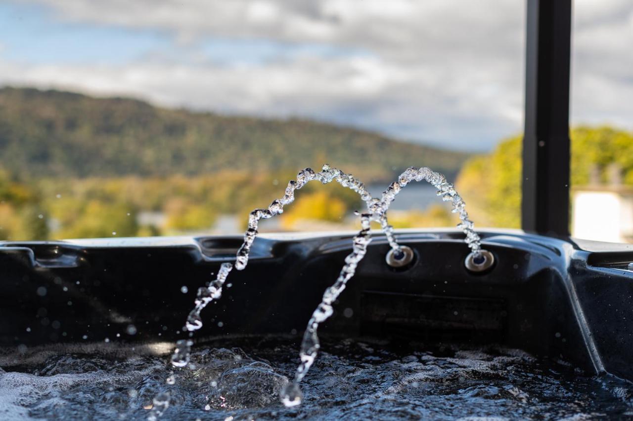 Lakes Hotel & Spa Bowness-on-Windermere Extérieur photo Water fountain