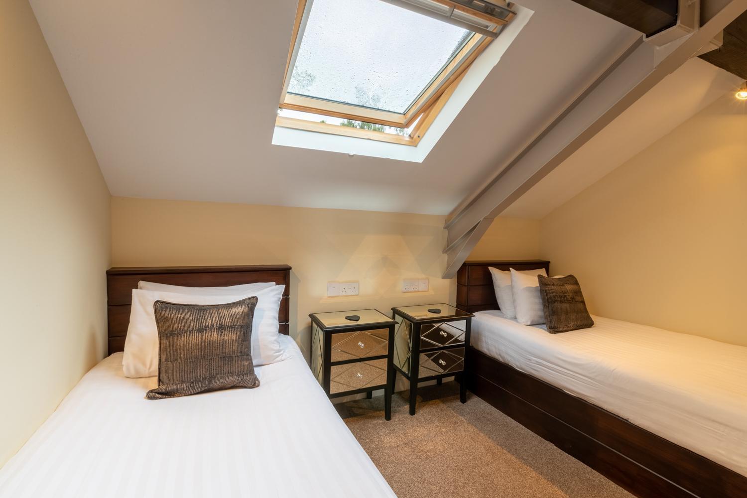 Lakes Hotel & Spa Bowness-on-Windermere Chambre photo A room at the hotel